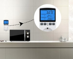 Eurokomp Termostat z gniazdem 230V E6185 13