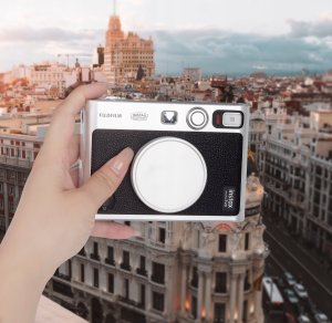 Dekielek LoveInstant Dekielek Ochronny Dekiel Osłona Na Obiektyw Fujifilm Fuji Instax Mini Evo / Srebrny 10