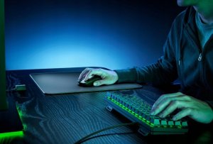 Razer Atlas Black Edition (RZ02-04890100-R3M1) 14