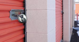 MasterLock Master Lock Padlock 2-Disc Stainless Steel (70mm) M40E 3