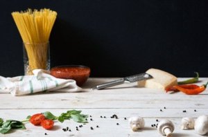 Ototo OTOTO Spaghetti Monster yellow Colander 5