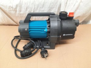 Gardena GARDENA garden pump 3000/4 BASIC (turquoise/black, 600 watts) 3