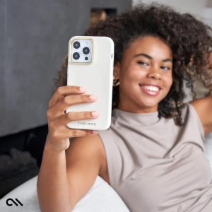 Case-Mate Case-Mate Silicone MagSafe - Etui iPhone 15 Pro (Beige) 7