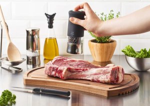 Młynek do przypraw Peugeot Peugeot Paris pepper mill 12 cm beech wood black lacquered 6