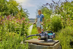 Gardena GARDENA garden pump 3700/4 BASIC (turquoise/black, 800 watts) 2