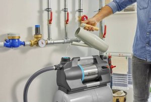 Gardena GARDENA domestic waterworks 5600 SilentComfort, pump (grey/stainless steel, 900 watts, Bluetooth, model 2023) 3