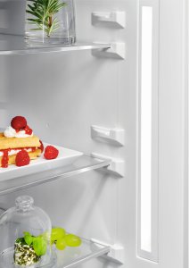 Lodówka AEG Lodówko-zamrażarka RCS736DXMB bk D (wysyłka towarów) 5