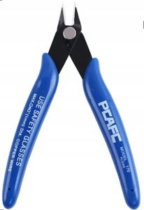 Eurokomp Zestaw lutowniczy duży etui E6180 6