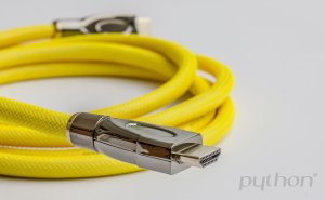 Kabel PYTHON Python HDMI« 2.0 Kabel AKTIV 4K2K Nylongeflecht gelb 30m 2
