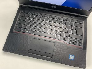 Laptop Fujitsu-Siemens Laptop Fujitsu LifeBook E548 i5-8250u 8GB RAM DDR4 240GB DYSK SSD FHD Windows 10 Pro 3