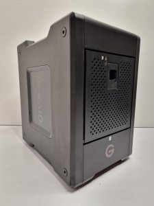 Macierz dyskowa SanDisk SanDisk Professional G-RAID SHUTTLE 4 - Festplatten-Array - 24 TB - 4 Schachte - HDD 6 TB x 4 - Thunderbolt 3, USB 3.2 Gen 2 (extern) 3