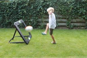 Exit Trenażer do piłki nożnej Kickback Rebounder M (01 101 0007) 6