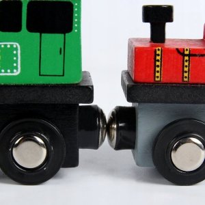 AIG Drewniana Kolejka Pociąg Na Magnes Lokomotywa 13