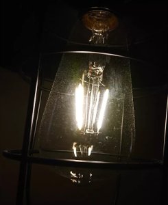 Ansult Lampa ozdobna solarna w stylu retro wisząca żarówka filament 21,5cm Lampa ozdobna solarna w stylu retro wisząca żarówka filament 21,5cm 5