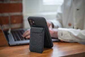 Peak Design Peak Design Mobile Wallet Stand - Magnetyczny Portfel Do Telefonu / Podstawka - Żółty 9
