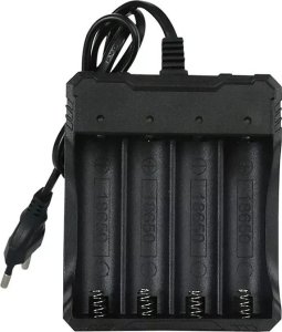 Ładowarka Extra Ładowarka do 4 akumulatorów 18650 litowo-jonowych 4,2V/1,2A automat Ładowarka do 4 akumulatorów 18650 litowo-jonowych 4,2V/1,2A automat 3