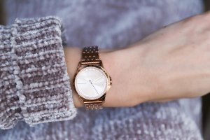 Zegarek Esprit Zegarek damski Esprit ES1L028M0085 CYRKONIE różowe złoto 6