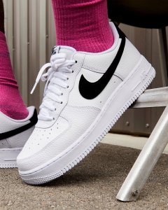 Nike Nike buty męskie Air Force 1 '07  CT2302 100 białe 43 9