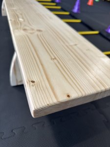 Ławka gimnastyczna drewniana UNDERFIT 2 m 7