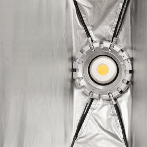 Lampa studyjna GlareOne GlareOne Softbox 35x140 PRO - zestaw z gridem 4