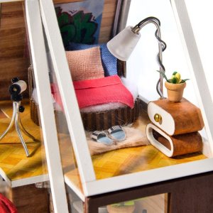 Nice Idea Składany Drewniany Model LED Peter's Dream Hut 15