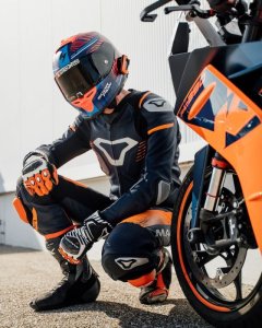 Słuchawka Cardo Packtalk EDGE KTM Sprzęt do rozmów 5
