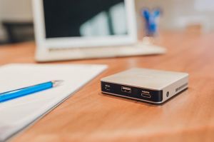 Projektor Aiptek MobileCinema i70 LED 800 x 480px 70lm DLP 6