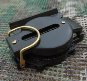 Lornetka MFH KOMPAS BUSOLA US ARMY MFH 8