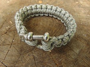 MFH BRANSOLETKA LINA PARACORD  23mm AT-digital   MFH L 6