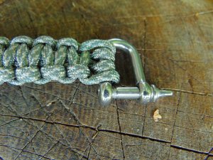 MFH BRANSOLETKA LINA PARACORD  23mm AT-digital   MFH L 10