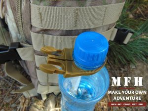 MFH UCHWYT NA BUTELKĘ  DO PLECAKA  PASKA  SYSTEM MOLLE 4