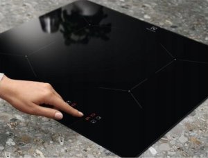 Płyta grzewcza Electrolux 60cm. pločio indukcinė kaitlentė Electrolux LIL61424C 4