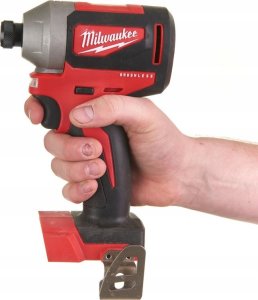 Klucz udarowy Milwaukee Milwaukee Akumuliatorinis smūginis suktuvas M18 CBLID-0 (be akum. ir kroviklio) 9