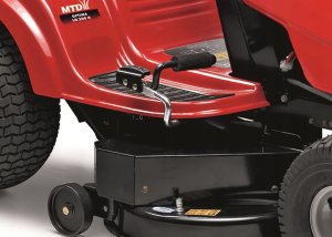 Traktor ogrodowy MTD Traktor ogrodowy OPTIMA LN 200 H 4