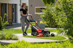 Kosiarka spalinowa Scheppach Savaeigė vejapjovė MS225-53E, Scheppach 3