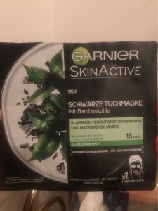 Garnier Garnier, Skin Active - Pure Charcoal, Paraben-Free, Mattifying & Hydrating, Sheet Mask, For Face, Day, 28 g For Women 3