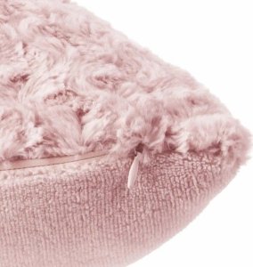 Atmosphera Poduszka dekoracyjna futrzana w kolorze różu, włochata ozdoba do salonu. 5