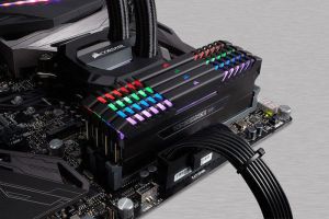 Pamięć Corsair Vengeance LED, DDR4, 16 GB, 3600MHz, CL18 (CMR16GX4M2C3600C18) 26