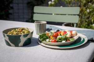 Koziol Duży talerz, MONSTERA, Ø25,5 cm, 4 sztuki, nature desert, KOZIOL 11