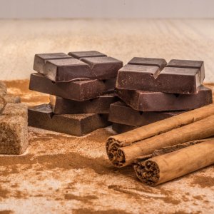 Beskid Chocolate CZEKOLADA GORZKA Z TRUSKAWKĄ 70 g. 4