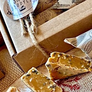 Beskid Chocolate CZEKOLADA GORZKA Z TRUSKAWKĄ 70 g. 5