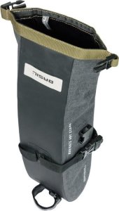 Basil Torebka podsiodłowa BASIL NAVIGATOR STORM SADDLE BAG 1.5L, mocowanie na paski, wodoodporna grey black (NEW 2024) 5