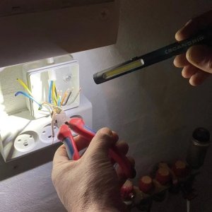 Scangrip Akumulatorowa latarka długopisowa LED 200 lm WORK PEN 200 R 03.5127 (SG035127) 10