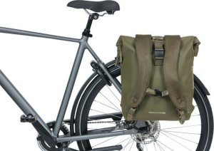 Basil Plecak/Sakwa rowerowa BASIL SOHO BACKPACK NORDLICHT17L, mocowanie na haki Hook-On System, wodoodporny poliester, oświetlenie, moss green (NEW 2024) 9