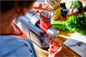 Wyciskarka wolnoobrotowa Philips HR1945/80 Avance 6