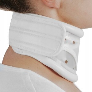 TYNOR KOŁNIERZ ORTOPEDYCZNY SZYJNY SZTYWNY Z REGULACJĄ 2