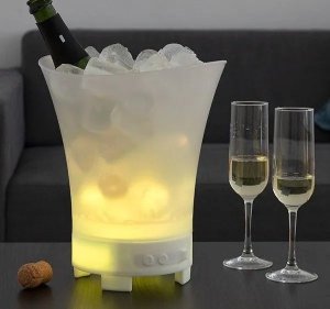 InnovaGoods InnovaGoods POJEMNIK Z LEDAMI I GŁOŚNIKIEM NA AKUM 4