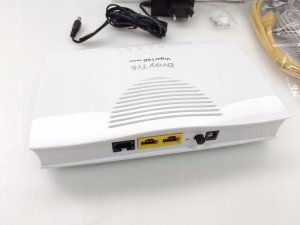 Router DrayTek Draytek Vigor 166 ruter Gigabit Ethernet Biały 3