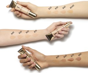 Yves Saint Laurent Yves Saint Laurent, Touche Eclat All-In-One Glow, Natural Medium Coverage, Liquid Foundation, B 70, Mocha, SPF 23, 30 ml For Women 4