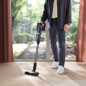 Odkurzacz pionowy Electrolux EP71UB14DB 2